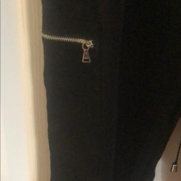 Express-jogger pants with zippered pockets - Picture 3 of 4